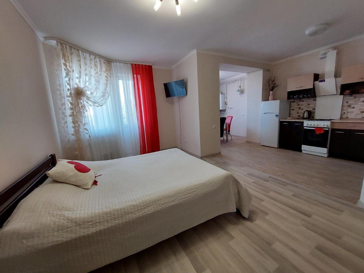 Новобудова Центр Apartment ลุตสกาย ภายนอก รูปภาพ