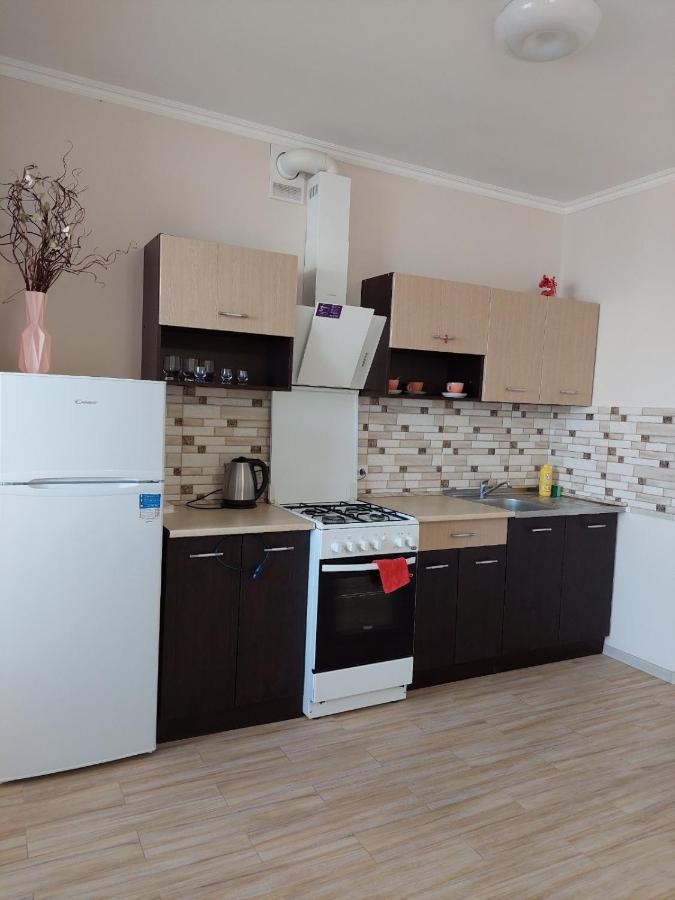 Новобудова Центр Apartment ลุตสกาย ภายนอก รูปภาพ